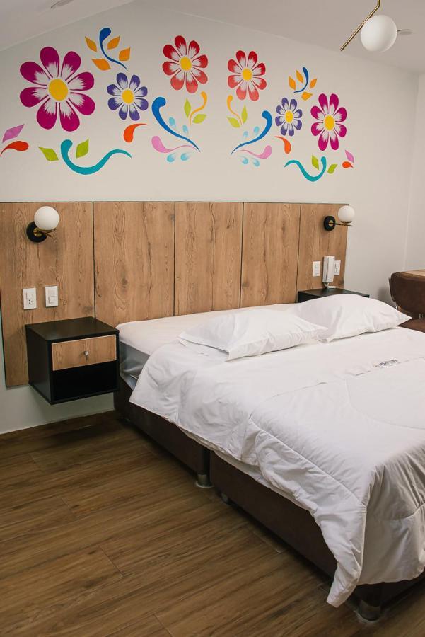 Platero Hotel Ayacucho Exteriör bild
