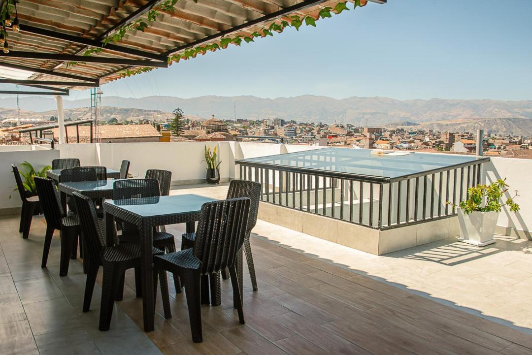 Platero Hotel Ayacucho Exteriör bild