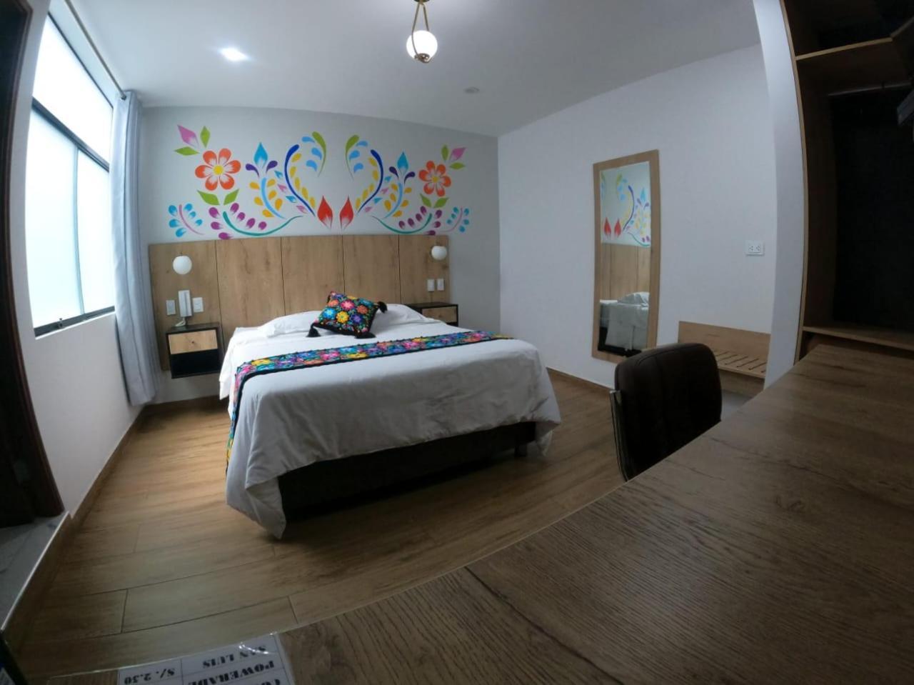 Platero Hotel Ayacucho Exteriör bild
