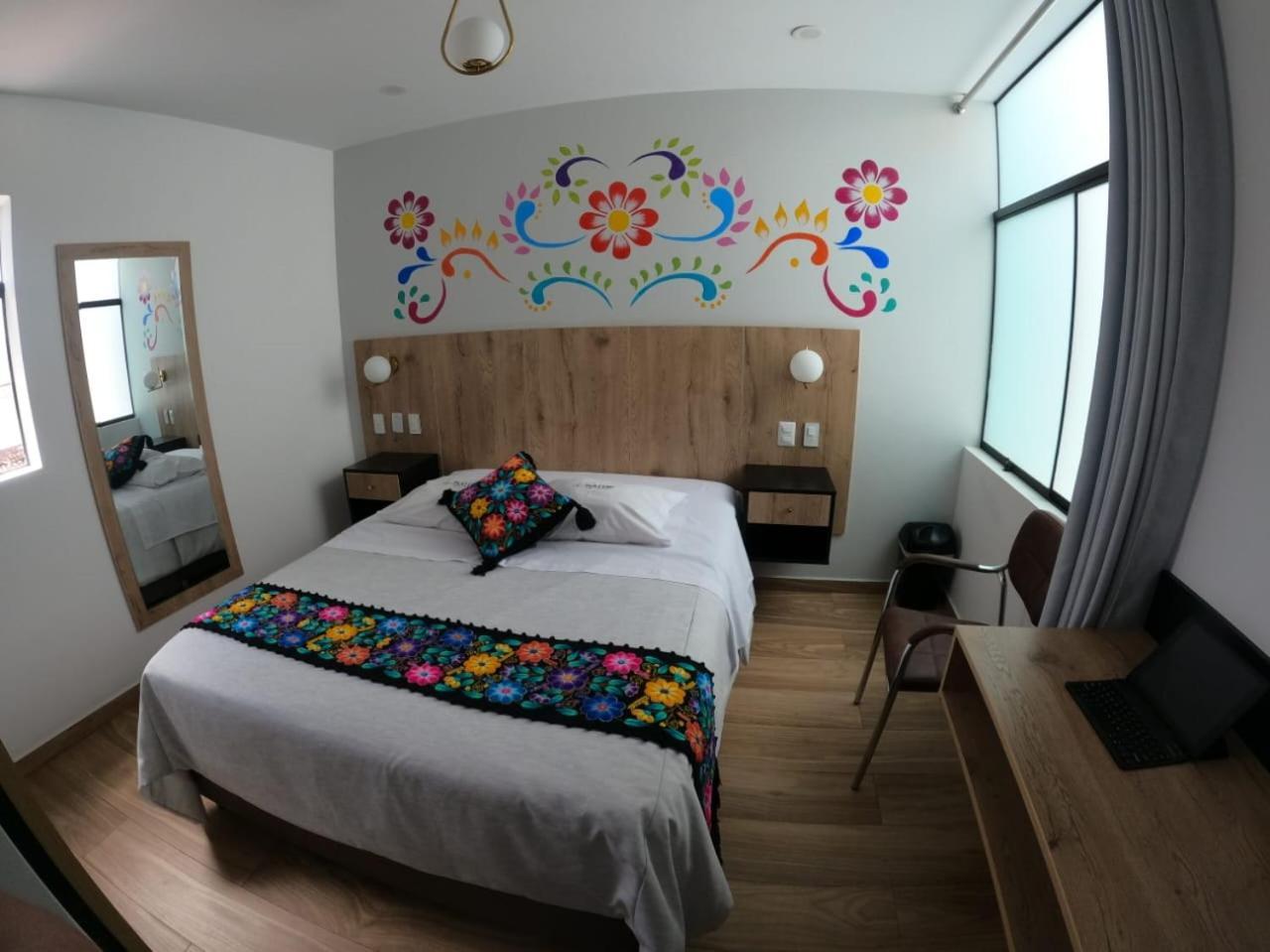 Platero Hotel Ayacucho Exteriör bild