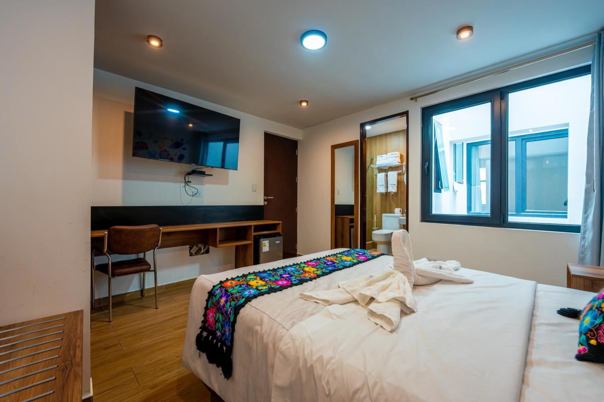 Platero Hotel Ayacucho Exteriör bild